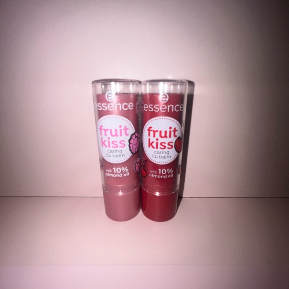 Essence Fruit Kiss - 01 Raspberry Dream 02 Cherry Love